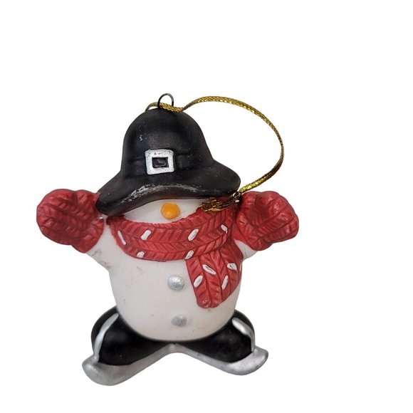 lot of 6 skating snowman ceramic Christmas ornaments wearing scarf, mittons, hat - Picture 5 of 5